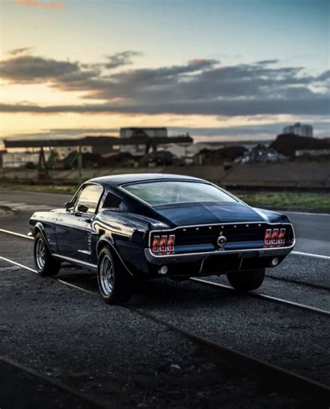 Mustang Legendary Machine.