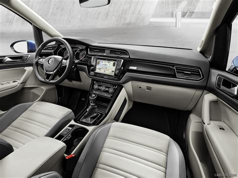 2016 Volkswagen Touran - Interior Wallpaper | Caricos