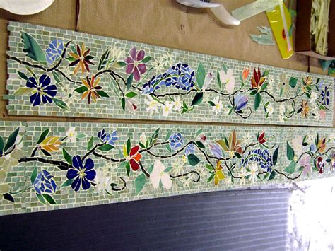 Mosaic Border Tiles in Floral Motif | Designer Glass Mosaics