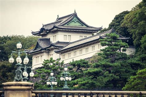 Tokyo Imperial Palace Walking Tour (Self Guided), Tokyo, Japan