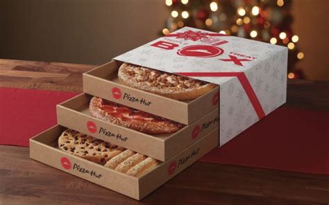 Triple Treat Box Again Available at Pizza Hut for 2016 Holiday Season | Brand Eating