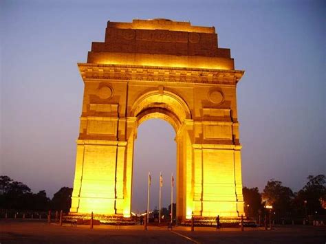 India Gate Delhi – History, Architecture, Visit Timing & Entry Fee