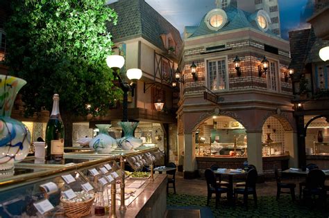 12 Best Buffets in Las Vegas for All-You-Can-Eat Deliciousness