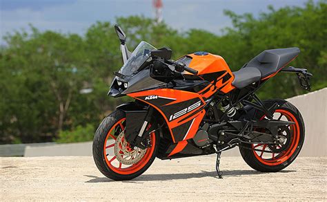 KTM RC 125 First Ride Review