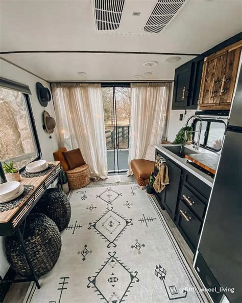 Toy Hauler Interior: Jaw-dropping renovations to inspire your RV Reno