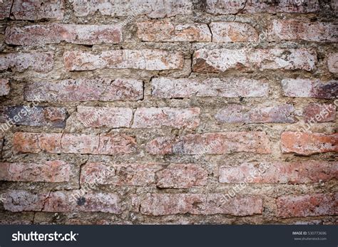 Old Cracked Brick Wall Texture Background Stock Photo 530773696 ...