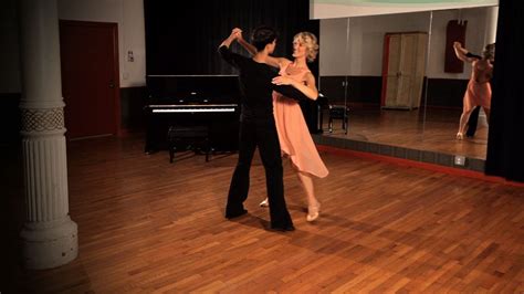 How to Do a Foxtrot Sway Step | Ballroom Dance | Ballroom dance lessons, Ballroom dance, Foxtrot ...