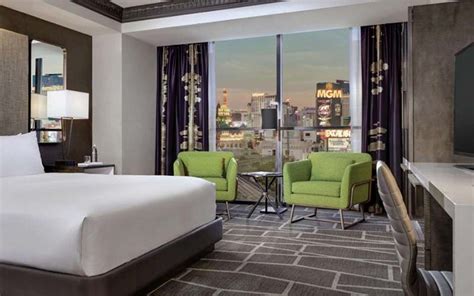 Luxor Rooms & Suites | Photos & Info | Las Vegas Hotels