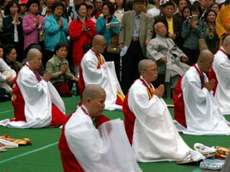 Chanting and Recitation - Tibetan Buddhist Encyclopedia