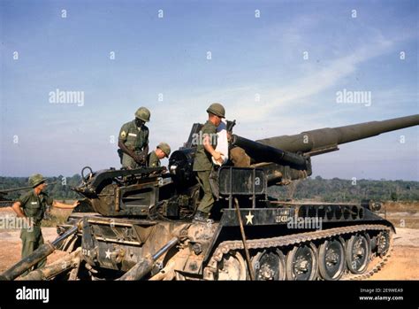 M101 howitzer hi-res stock photography and images - Alamy