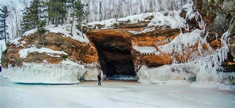 A fading phenomenon: ice caves in a changing climate | Great Lakes Guide