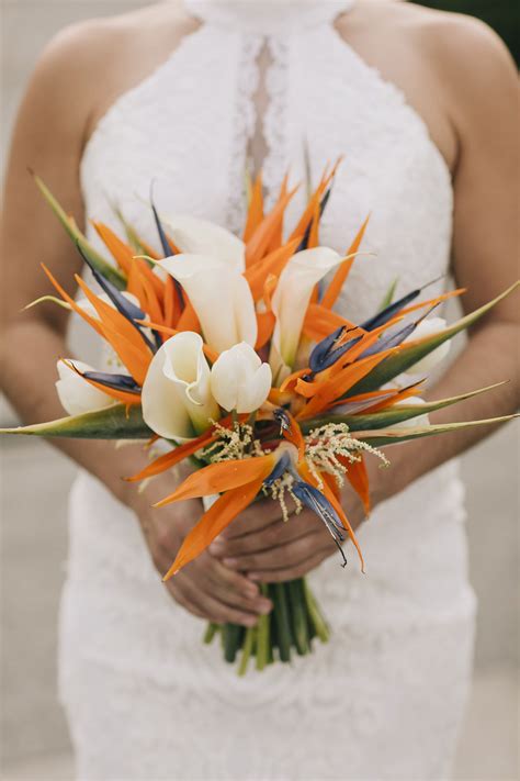 10 autumn bouquets you should have at your fall wedding