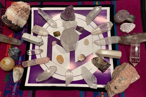 Reiki Healing Crystal Grid for Awakening & Ascension - Heart Journey ...