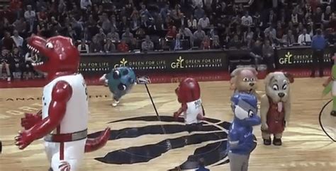 A hilarious mascot dance party went down at the Raptors game last night | Offside