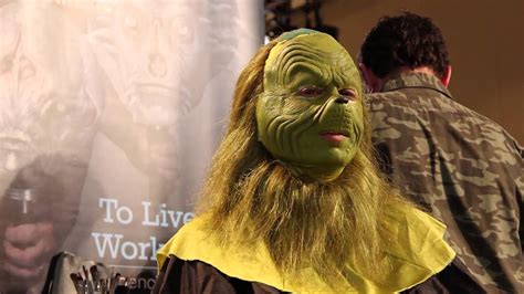 Jim Carrey Grinch Makeup Process | Saubhaya Makeup