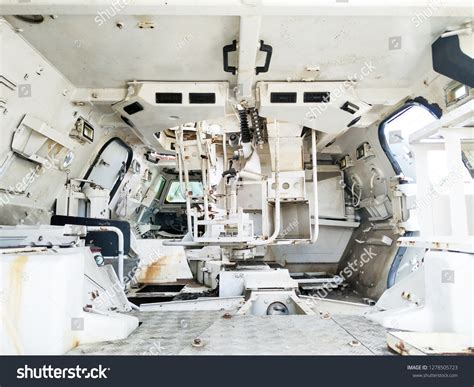 603 Army tank interior Görseli, Stok Fotoğraflar ve Vektörler | Shutterstock