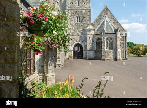 Bournemouth Crematorium, Strouden Ave, Bournemouth, Dorset, UK Stock ...