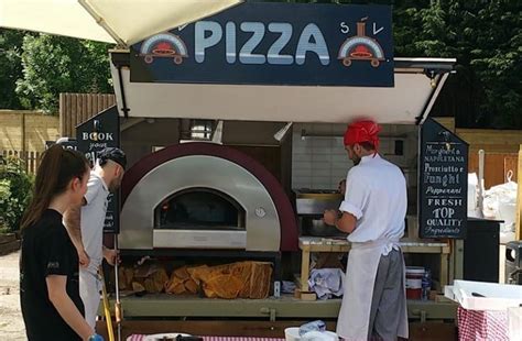 Commercial ovens for food truck or pizza trailer | Alfa Forni Professional | Food truck, Pizza ...