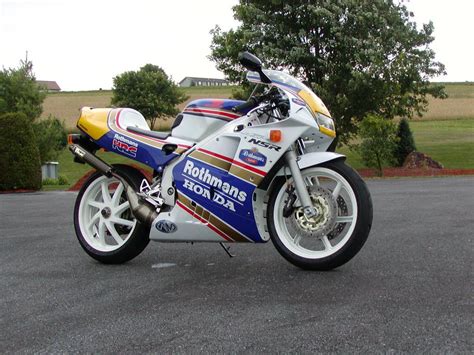 Honda NSR250 MC28 in Rothmans trim. Always wanted one. #honda #motorcycle #dream