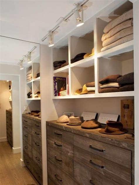 20+ Walk In Closet Lighting Ideas – The Urban Decor