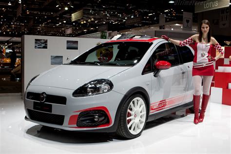 Fiat Abarth Grande Punto SuperSport - 2009 Geneva International Motor Show