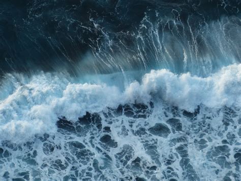 Ocean Waves Explained: How Do They Work?