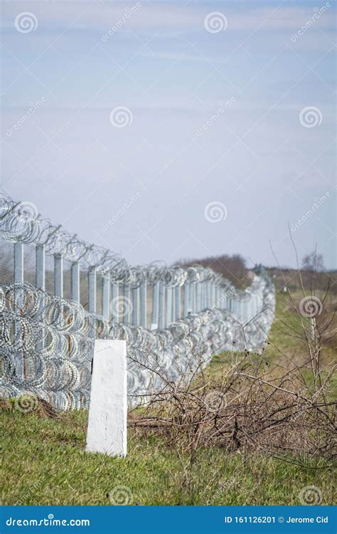 Border Fence between Rastina Serbia & Bacsszentgyorgy Hungary. this ...