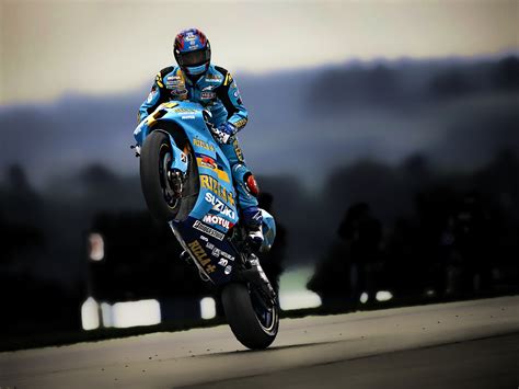 Wallpaper : stunt performer, motorcycling, isle of man tt, extreme sport, superbike racing, race ...