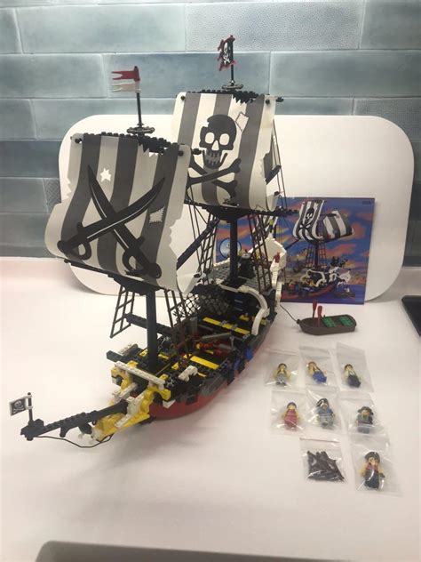 Lego 6289 pirate ship, Hobbies & Toys, Toys & Games on Carousell