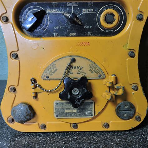 Radio Transmitter BC-778-D, Gibson Girl, of SCR-578-A Sea Rescue Set – AeroAntique