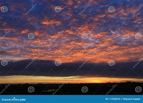 Red Sky at morning sunrise stock photo. Image of atlantic - 117924016