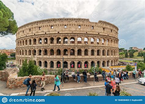 Scenic View of the Colosseum in Rome, Italy Editorial Stock Image ...