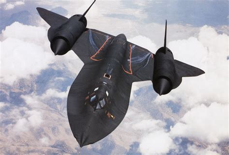 Fastest Jet Plane | Blackbird Jet Facts | DK Find Out