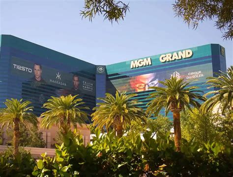 The 17 MGM Restaurants Las Vegas (+10 Quick Bites) In 2022