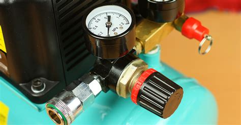 5 Air Compressor Uses for Your Car