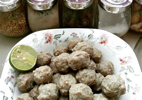 Resep Pentol bakso sapi oleh chia teguh - Cookpad