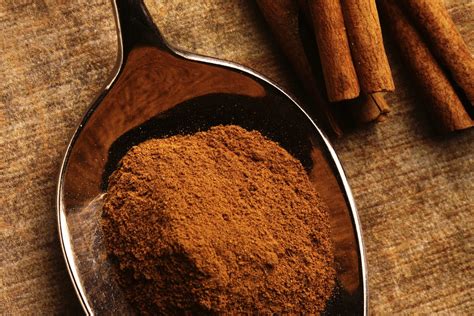 Cinnamon Powder - Ceylon Cinnamon 100 % Organic Quality Fresh Products