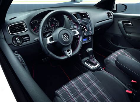 Report - VW Polo GTI facelift to get manual transmission