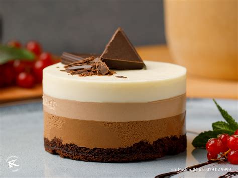 Trio Chocolate Mousse | Order Delivery Trio Chocolate Mousse in ...