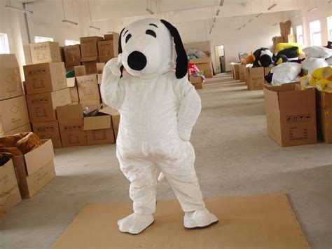 Adult Snoopy Dog Mascot Costume From Meilirenwu007, $350.87 | DHgate.Com