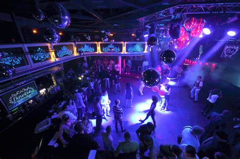 10 Best Nightclubs in Barcelona - Where to Party at Night in Barcelona? – Go Guides