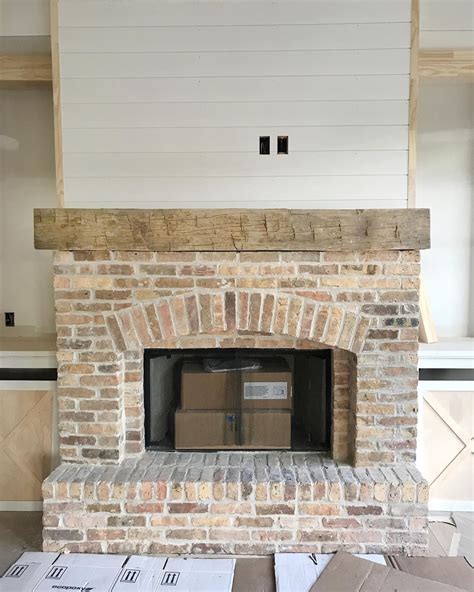 Old Chicago Brick Fireplace – Mriya.net