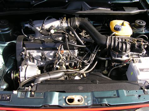 File:Motor VW Golf I GTI 112 PS.JPG - Wikimedia Commons