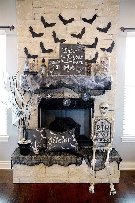 Stunning Halloween Living Room Decor Ideas Looks Scary 22 - MAGZHOUSE