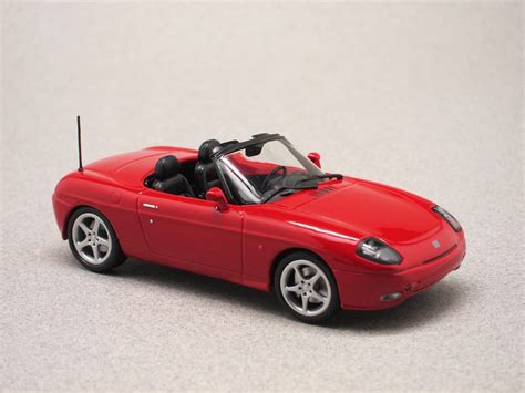 Fiat Barchetta red (Maxichamps) 1:43 - Minicarweb