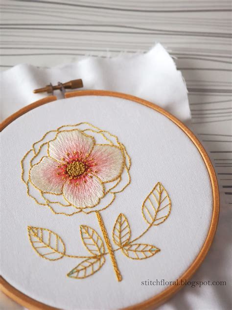 Free embroidery pattern and tutorial - Stitch Floral