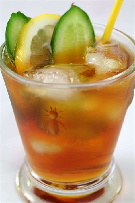 Top 10 Spiced Rum Drinks With Recipes | Only Foods