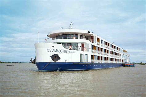 Mekong river boats - Mekong Cruises