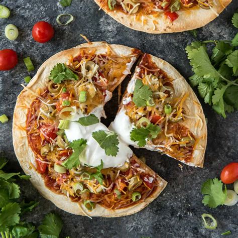 Easy Homemade Mexican Pizzas | YellowBlissRoad.com