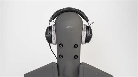 Beyerdynamic DT 770 PRO Review - RTINGS.com